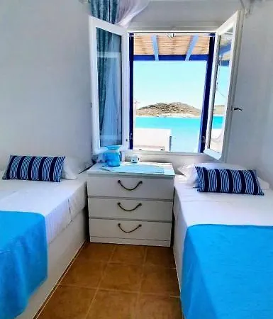 Harmonia Beach House בית נופש *