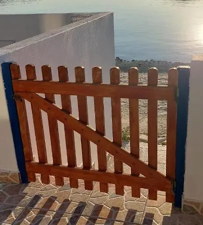 Harmonia Beach House Kímolos