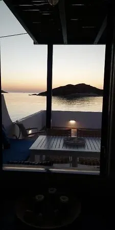 Harmonia Beach House